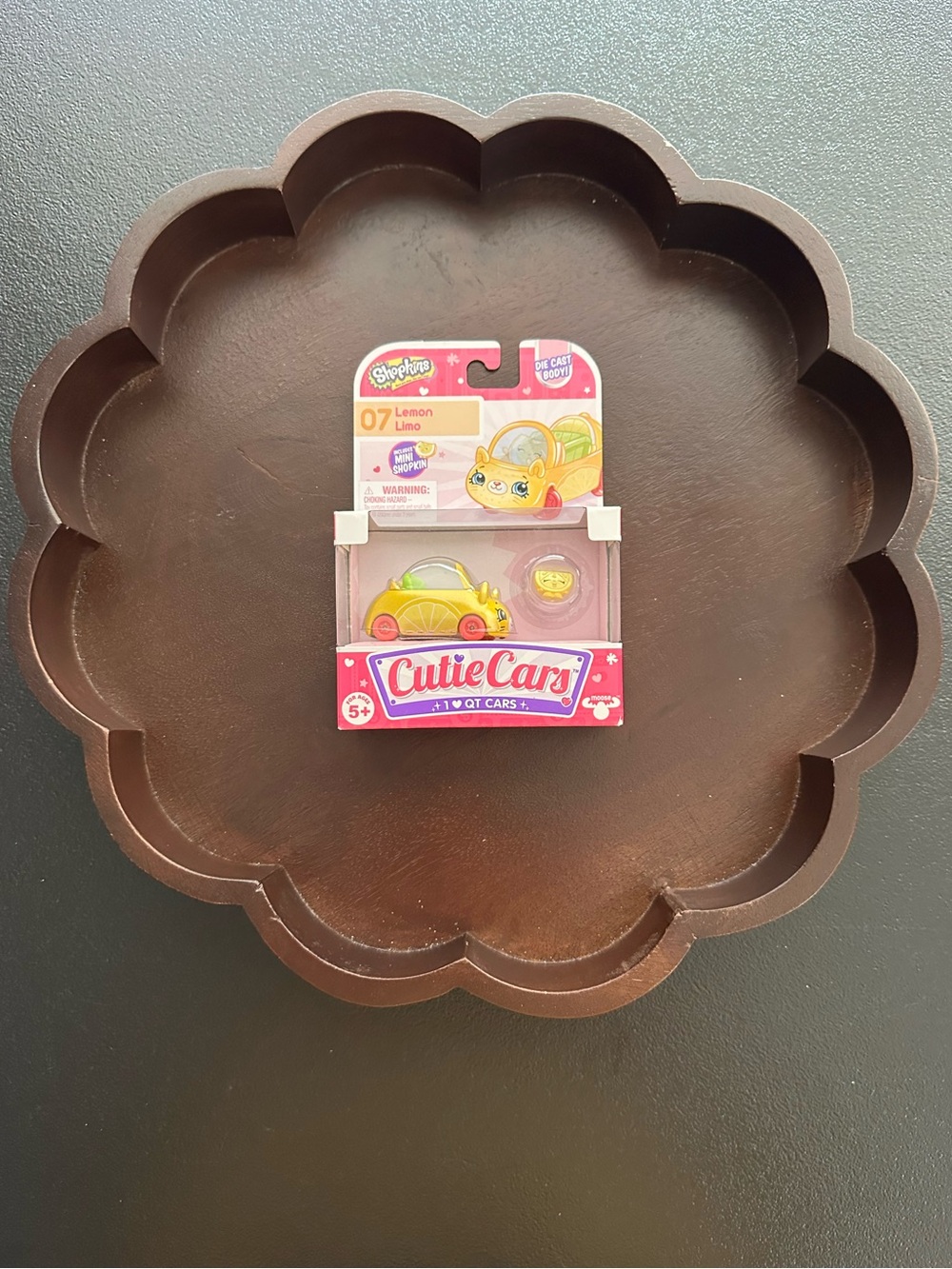 Shopkins Cutie Cars ~ Lemon Limo With Mini Shopkin Box #07
